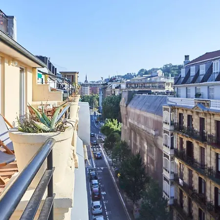 Prim By Basque Homes Apartment *